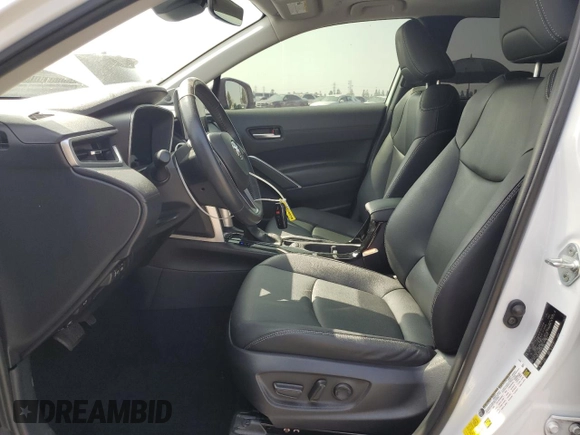 2023 Toyota Corolla Cross XLE with VIN 7MUDAAAG2PV042957, listed as a Copart auction lot 60301555 with 39,211 mi miles and Salvage title. Bid and sale history available at DreamBid. Image 7.