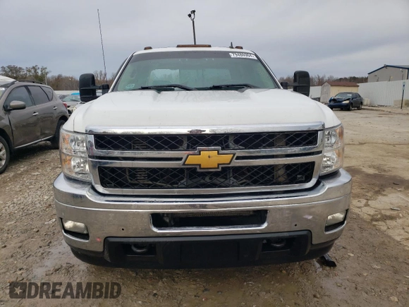 2014 Chevrolet Silverado 3500HD LTZ with VIN 1GC4K1C84EF101663, listed as a Copart auction lot 79486904 with 353,541 mi miles and Salvage Title. Bid and sale history available at carsss.com. Image 5.
