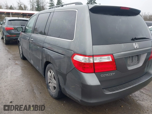 2007 Honda Odyssey EX-L z VIN 5FNRL38687B462147, wystawiony jako IAAI lot #41855258 z przebiegiem 272 015 mil mil oraz . Historia ofert i sprzedaży dostępna na DreamBid. Obrazek 3.