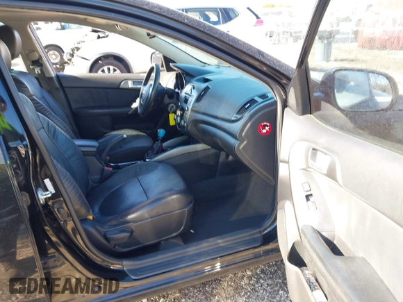 2011 Kia Forte SX с VIN KNAFW5A3XB5338328, выставлен на аукционе IAAI как лот 41403807 с пробегом 178 419 миль миль и . История ставок и продаж доступна на DreamBid. Изображение 5.