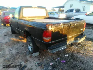 1996 Ford Ranger XL with VIN 1FTCR10A4TUC69861, listed as a IAAI auction lot 40394806 with 151,316 mi miles. Bid and sale history available at carsss.com. Image 3.