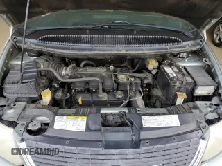 2004 Chrysler Town & Country EX with VIN 2C8GP74L94R576719, listed as a Copart auction lot 49922715 with 182,547 mi miles and Salvage Title. Bid and sale history available at carsss.com. Image 12.