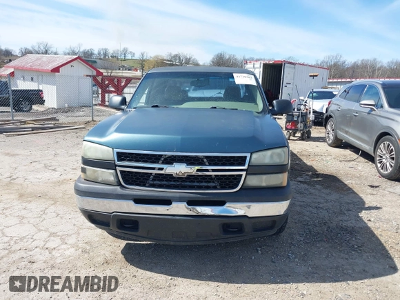 2006 Chevrolet Silverado 1500 Work Truck with VIN 1GCEC19X86Z167990, listed as a IAAI auction lot 41730563 with 165,088 mi miles. Bid and sale history available at carsss.com. Image 12.