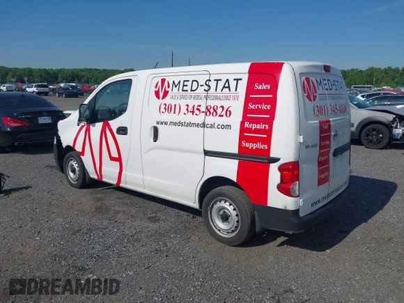 2017 Nissan NV200 S z VIN 3N6CM0KN3HK700011, wystawiony jako IAAI lot #42204398 z przebiegiem 160 660 mil mil oraz . Historia ofert i sprzedaży dostępna na DreamBid. Obrazek 3.