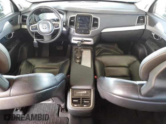 2018 Volvo XC90 Momentum with VIN YV4102CK2J1350140, listed as a Copart auction lot 45556565 with 210,387 mi miles and Salvage Title. Bid and sale history available at carsss.com. Image 8.