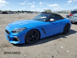 2020 BMW Z4 sDriveM40i z VIN WBAHF9C01LWW37205, wystawiony jako Copart lot #51804765 z przebiegiem 45 817 mil mil oraz Szkody całkowita. Historia ofert i sprzedaży dostępna na DreamBid. Obrazek 1.