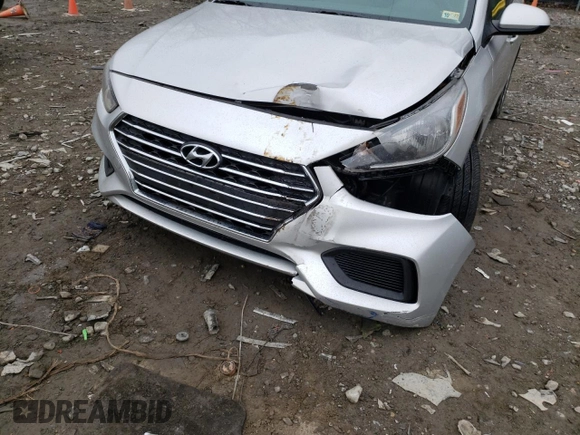 2019 Hyundai Accent SE with VIN 3KPC24A3XKE065374, listed as a Copart auction lot 59446053 with 50,555 mi miles. Bid and sale history available at carsss.com. Image 9.