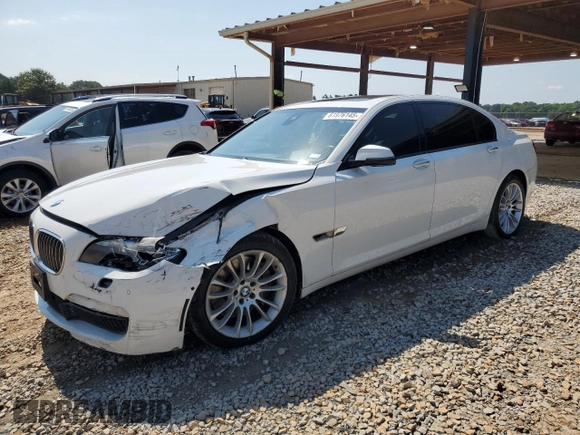 2013 BMW 7 Series 750Li with VIN WBAYE8C56DD132217, listed as a Copart auction lot 61976145 with 146,860 mi miles and Salvage title. Bid and sale history available at DreamBid. Image 1.