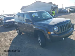 2015 Jeep Patriot Sport with VIN 1C4NJRBB1FD206631, listed as a IAAI auction lot 41703924 with 129,941 mi miles and . Bid and sale history available at carsss.com. Image 1.