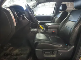 2018 Toyota Sequoia SR5 with VIN 5TDBY5G16JS157043, listed as a Copart auction lot 44807395 with 109,526 mi miles and Salvage Title. Bid and sale history available at carsss.com. Image 7.