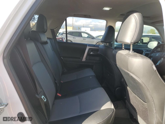 2022 Toyota 4Runner SR5 Premium with VIN JTENU5JRXN6059707, listed as a Copart auction lot 44274095 with 21,404 mi miles and Salvage Title. Bid and sale history available at carsss.com. Image 11.
