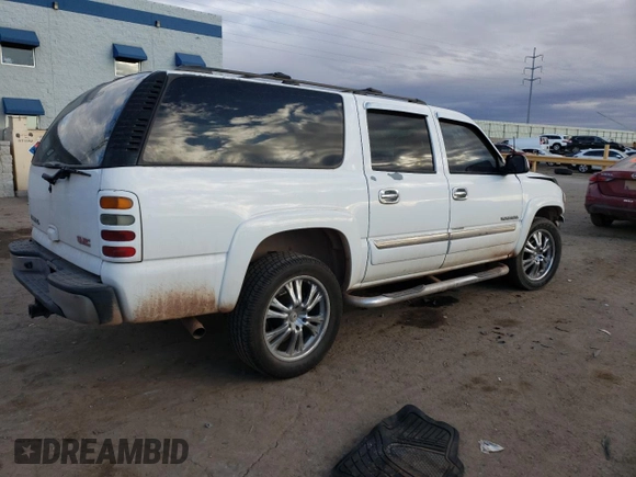 2005 GMC Yukon XL SLT with VIN 1GKEC16Z45J149459, listed as a Copart auction lot 84695584 with 0 mi miles and Salvage Title. Bid and sale history available at carsss.com. Image 3.
