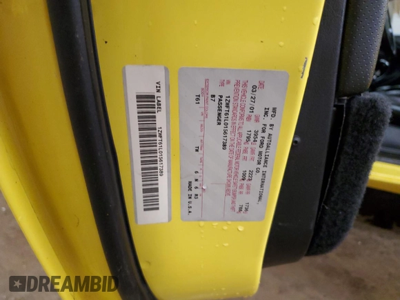 2001 Mercury Cougar z VIN 1ZWFT61L015617389, wystawiony jako Copart lot #61032025 z przebiegiem 130 581 mil mil oraz Czysty tytuł • Clean title. Historia ofert i sprzedaży dostępna na DreamBid. Obrazek 12.