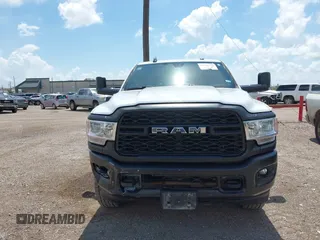 2022 Ram 2500 Tradesman with VIN 3C6UR5HJ4NG345415, listed as a IAAI auction lot 42565756 with 131,495 mi miles and . Bid and sale history available at DreamBid. Image 12.