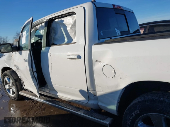 2019 Ram 1500 Classic Lone Star with VIN 1C6RR7LT3KS570147, listed as a IAAI auction lot 41430282 with 17,033 mi miles. Bid and sale history available at carsss.com. Image 14.