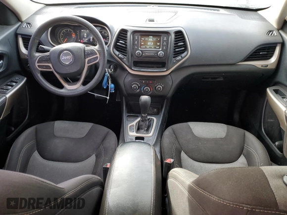 2018 Jeep Cherokee Latitude with VIN 1C4PJLCB7JD539767, listed as a Copart auction lot 87133824 with 161,979 mi miles and Salvage Title. Bid and sale history available at carsss.com. Image 8.