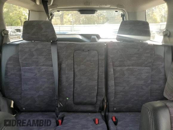 2004 Honda CR-V LX with VIN JHLRD68454C007569, listed as a Copart auction lot 50914265 with 199,360 mi miles and Salvage Title. Bid and sale history available at DreamBid. Image 10.