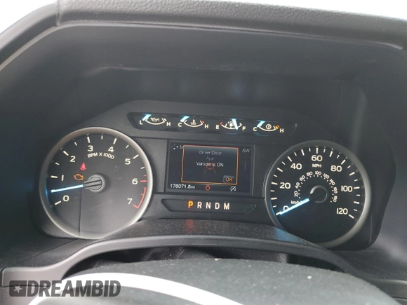 2019 Ford F-150 XL z VIN 1FTEX1EPXKKC95838, wystawiony jako Copart lot #65457405 z przebiegiem 176 071 mil mil oraz Czysty tytuł • Clean title. Historia ofert i sprzedaży dostępna na DreamBid. Obrazek 9.