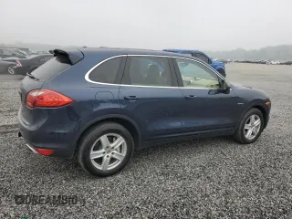 2014 Porsche Cayenne S Hybrid z VIN WP1AE2A20ELA51052, wystawiony jako Copart lot #59554375 z przebiegiem 97 687 mil mil oraz Szkoda całkowita • Salvage title. Historia ofert i sprzedaży dostępna na DreamBid. Obrazek 3.