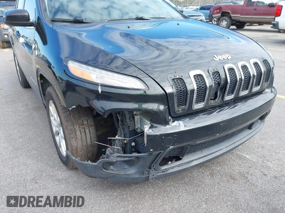 2014 Jeep Cherokee Latitude with VIN 1C4PJLCB0EW288309, listed as a IAAI auction lot 41624746 with 164,037 mi miles and . Bid and sale history available at DreamBid. Image 6.