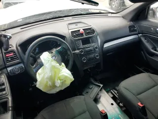 2016 Ford Police Interceptor Utility z VIN 1FM5K8AR9GGC35764, wystawiony jako Copart lot #54386065 z przebiegiem Nie podano mil oraz Szkoda całkowita • Salvage title. Historia ofert i sprzedaży dostępna na DreamBid. Obrazek 8.