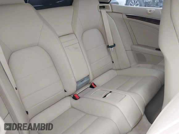 2016 Mercedes-Benz E 400 with VIN WDDKK6FF0GF319946, listed as a IAAI auction lot 41624659 with 54,551 mi miles and . Bid and sale history available at carsss.com. Image 8.