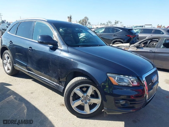 2012 Audi Q5 2.0T Premium Plus with VIN WA1LFAFP9CA106493, listed as a IAAI auction lot 41590137 with 82,311 mi miles. Bid and sale history available at carsss.com. Image 1.