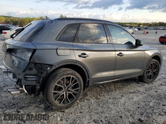 2022 Audi SQ5 Premium Plus with VIN WA1B4AFY9N2068089, listed as a Copart auction lot 48892064 with 6,047 mi miles and Salvage Title. Bid and sale history available at DreamBid. Image 3.