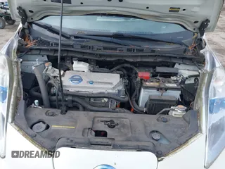 2011 Nissan LEAF SL-e with VIN JN1AZ0CP2BT009158, listed as a IAAI auction lot 41754148 with 115,178 mi miles. Bid and sale history available at carsss.com. Image 10.