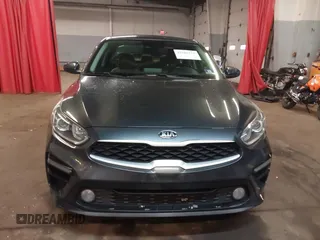 2019 Kia Forte LXS z VIN 3KPF24AD4KE061732, wystawiony jako IAAI lot #42286271 z przebiegiem 96 935 mil mil oraz . Historia ofert i sprzedaży dostępna na DreamBid. Obrazek 12.