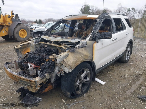 2013 Ford Explorer Limited with VIN 1FM5K8F86DGA60918, listed as a IAAI auction lot 41853203 with 1 mi miles. Bid and sale history available at carsss.com. Image 2.