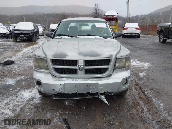 2011 Ram Dakota Bighorn/Lonestar with VIN 1D7RW3GK4BS662921, listed as a IAAI auction lot 41231333 with 190,634 mi miles. Bid and sale history available at carsss.com. Image 13.