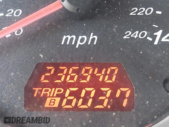2007 Mazda 6 i Sport VE with VIN 1YVHP80C375M19832, listed as a IAAI auction lot 41309583 with 236,940 mi miles and . Bid and sale history available at carsss.com. Image 15.