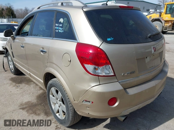 2008 Saturn VUE XR z VIN 3GSCL53728S679045, wystawiony jako IAAI lot #41788281 z przebiegiem 179 763 mil mil oraz . Historia ofert i sprzedaży dostępna na DreamBid. Obrazek 3.