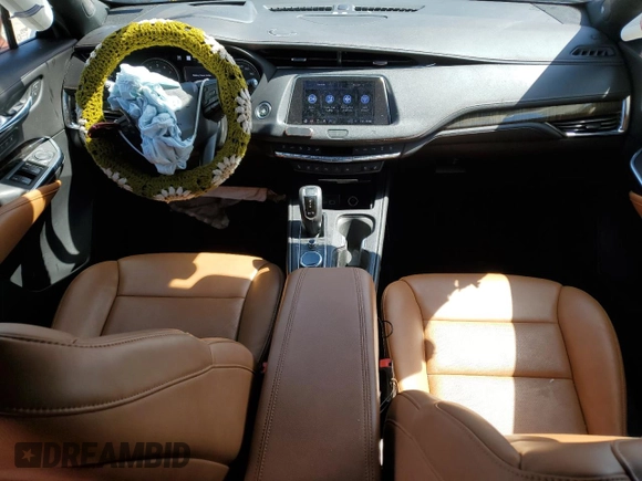2019 Cadillac XT4 AWD Premium Luxury with VIN 1GYFZDR42KF214298, listed as a Copart auction lot 52489875 with 63,338 mi miles and Salvage title. Bid and sale history available at DreamBid. Image 8.