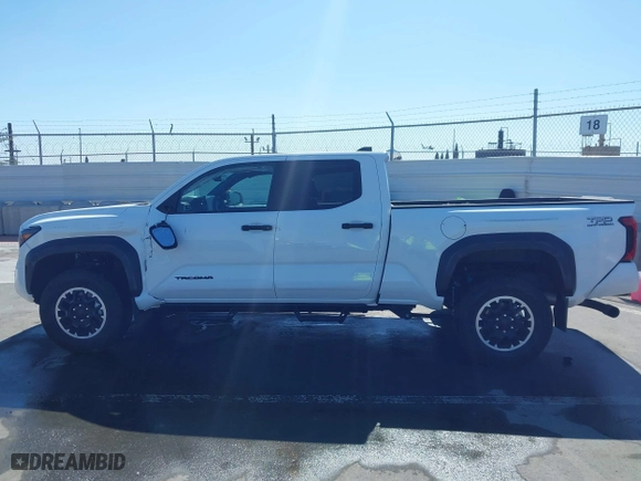 2024 Toyota Tacoma 4WD SR5 with VIN 3TMLB5JN1RM050446, listed as a IAAI auction lot 41658922 with 9,369 mi miles. Bid and sale history available at carsss.com. Image 14.