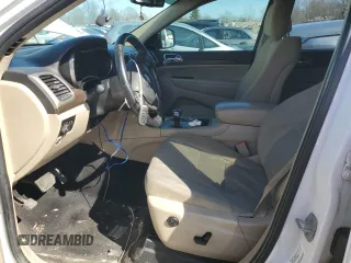 2014 Jeep Grand Cherokee Laredo with VIN 1C4RJFAG0EC110085, listed as a Copart auction lot 48519475 with 192,189 mi miles and Non Repairable. Bid and sale history available at carsss.com. Image 7.