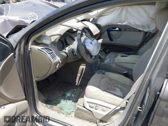 2011 Audi Q7 S line with VIN WA1DGAFE3BD010419, listed as a IAAI auction lot 39539685 with Not provided miles and . Bid and sale history available at DreamBid. Image 5.