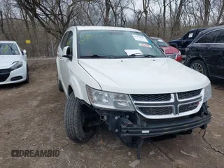 2017 Dodge Journey SXT z VIN 3C4PDCBG2HT580509, wystawiony jako IAAI lot #41836271 z przebiegiem Nie podano mil oraz . Historia ofert i sprzedaży dostępna na DreamBid. Obrazek 1.