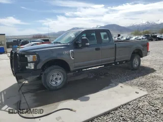 2019 Ford Super Duty F-250 SRW XL with VIN 1FT7X2B61KEC11379, listed as a Copart auction lot 52757485 with 168,913 mi miles and Clean Title. Bid and sale history available at carsss.com. Image 1.