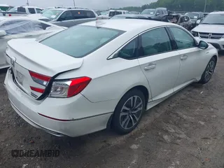 2018 Honda Accord Touring with VIN 1HGCV3F98JA002436, listed as a IAAI auction lot 42436735 with 171,779 mi miles and . Bid and sale history available at DreamBid. Image 4.