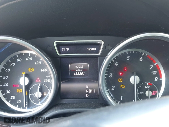 2014 Mercedes-Benz GL 450 with VIN 4JGDF7CE0EA290673, listed as a IAAI auction lot 42207889 with 132,251 mi miles and . Bid and sale history available at DreamBid. Image 7.