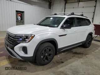 2024 Volkswagen Atlas Peak Edition SEL with VIN 1V2GR2CA1RC572824, listed as a Copart auction lot 86086774 with 7,098 mi miles and Salvage title. Bid and sale history available at DreamBid. Image 1.