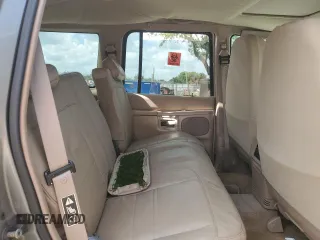 2000 Ford Explorer Eddie Bauer with VIN 1FMZU64E8YZB16294, listed as a Copart auction lot 52494655 with 196,168 mi miles and Salvage title. Bid and sale history available at DreamBid. Image 11.