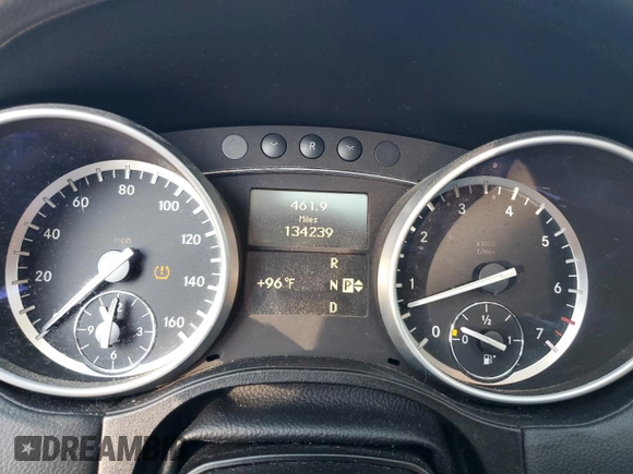 2011 Mercedes-Benz GL-Class GL 450 with VIN 4JGBF7BE8BA696950, listed as a Copart auction lot 60877914 with 134,239 mi miles and Salvage Title. Bid and sale history available at carsss.com. Image 9.