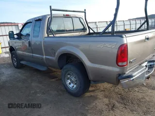 2002 Ford F-250 XL with VIN 1FTNX21LX2EC44525, listed as a IAAI auction lot 41751939 with 300,323 mi miles and . Bid and sale history available at DreamBid. Image 3.