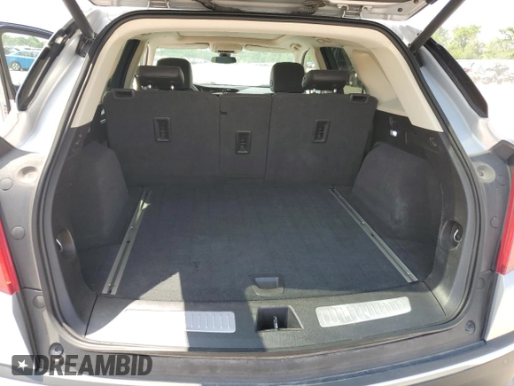 2019 Cadillac XT5 Premium Luxury AWD with VIN 1GYKNFRS1KZ188389, listed as a Copart auction lot 62096385 with 66,605 mi miles and Salvage title. Bid and sale history available at DreamBid. Image 6.