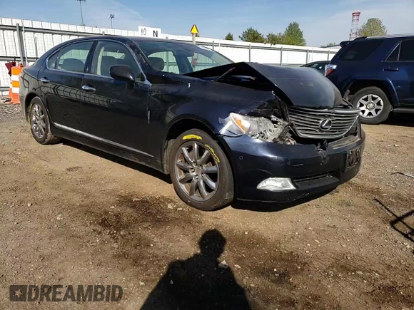 2008 Lexus LS 460 LWB with VIN JTHGL46FX85027700, listed as a Copart auction lot 54122595 with 198,182 mi miles and Salvage Title. Bid and sale history available at carsss.com. Image 13.
