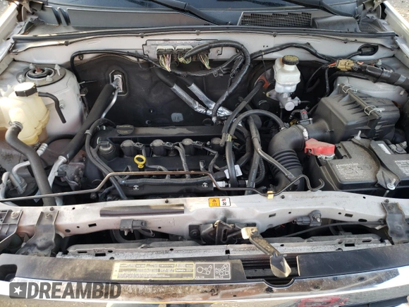 2009 Ford Escape XLS with VIN 1FMCU92709KD07634, listed as a Copart auction lot 42264585 with 155,108 mi miles and Clean title. Bid and sale history available at DreamBid. Image 12.