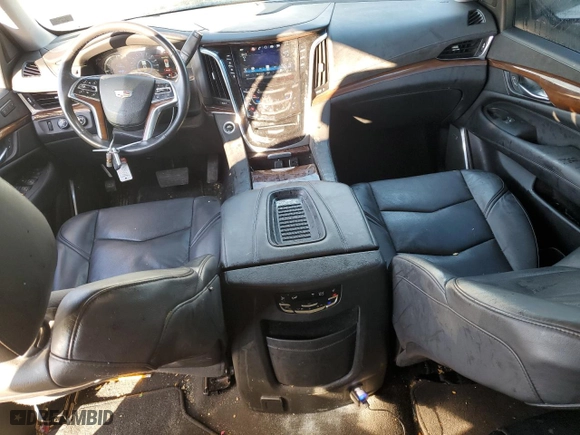 2019 Cadillac Escalade Luxury with VIN 1GYS4BKJXKR364353, listed as a Copart auction lot 47003875 with 61,967 mi miles and Salvage Title. Bid and sale history available at carsss.com. Image 8.